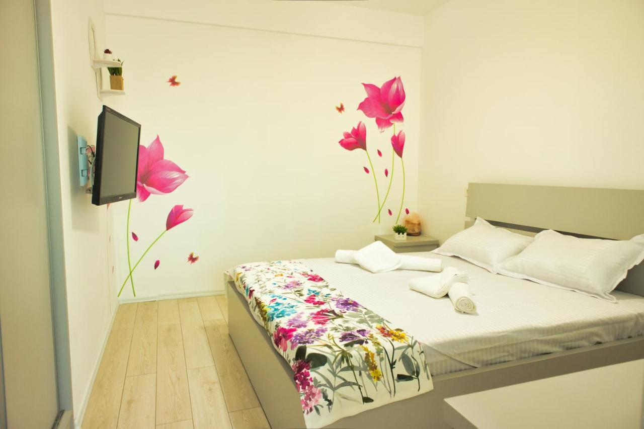 Cozy Flowers - Fast Wi-fi & Washer-dryer