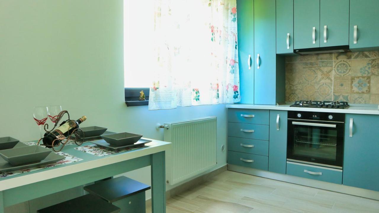 Apartament Cozy Flowers - Fast Wi-fi & Washer-dryer